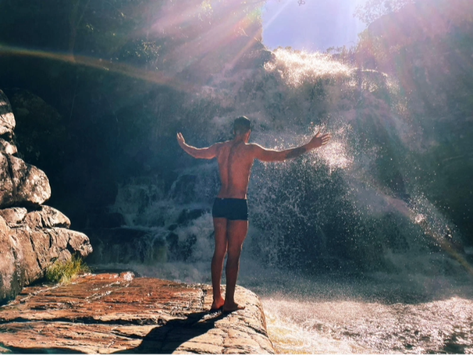 Complete seven-chakra work in an individual therapeutic rite