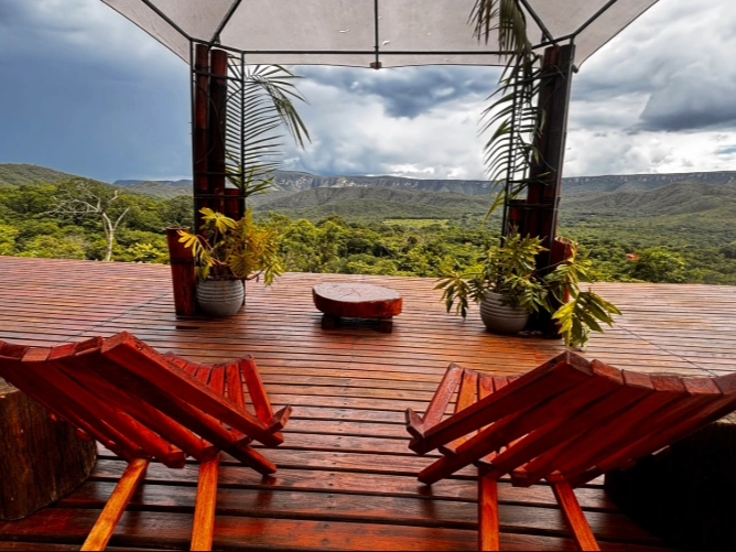 Deep Dive Journeys combining ceremony and stay